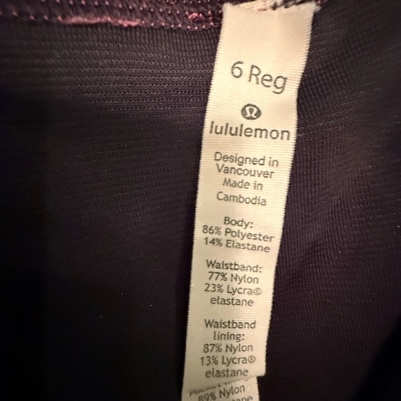 Lululemon Speed Up Low Rise Shorts 2.5” Inseam Pink/Black Size 6/Small MSRP $68 - Picture 8 of 13